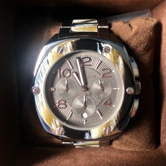 Michael Kors watch - Picture 1 of 1